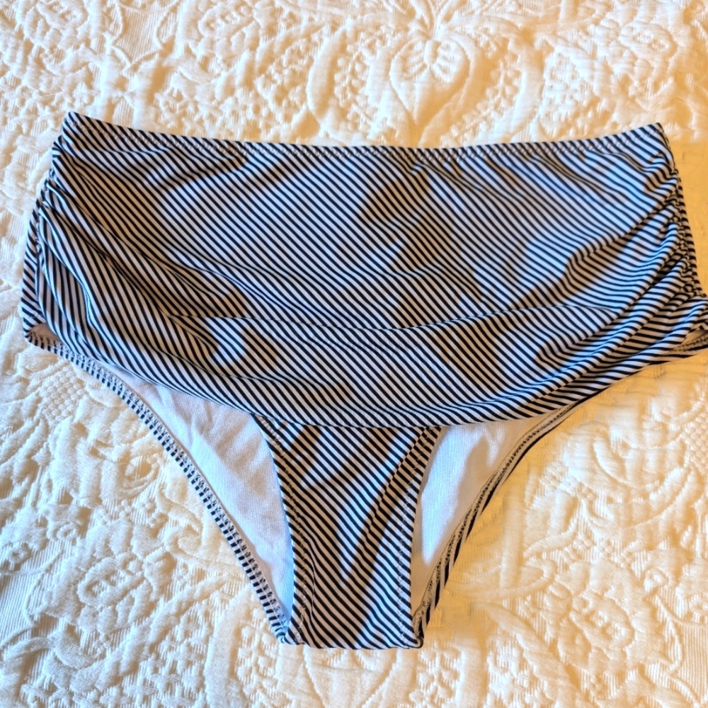 Cupshe striped high waisted bikini bottoms